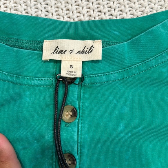 NWT lime and chili long sleeve top - Picture 3 of 6